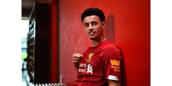 Curtis Jones nennt Liverpools jüngsten Kapitän